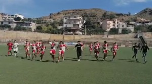 L'esultanza dei nostri ragazzi dopo il 7-0 alla Coscarello